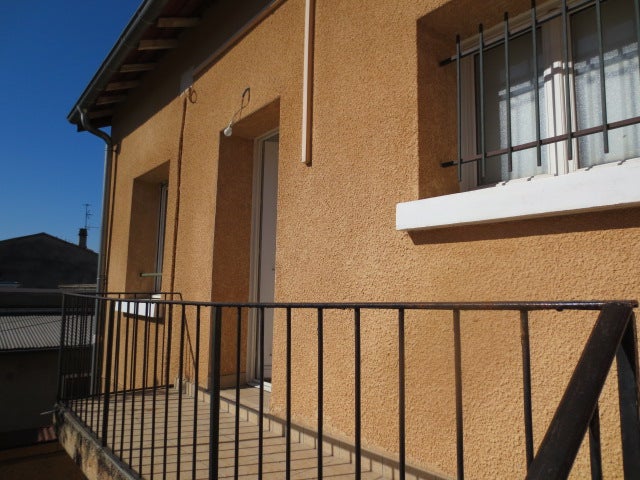 Flat Rue Georges Picot in Villeurbanne
