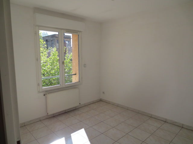 Flat Rue Georges Picot in Villeurbanne