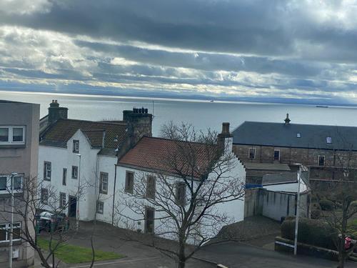 Flat High Street in Kirkcaldy