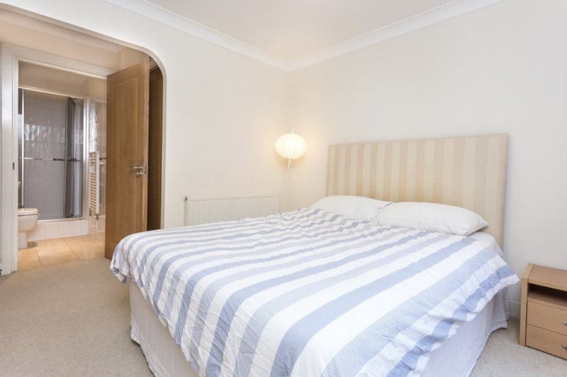 Room High Timber Street in City of London