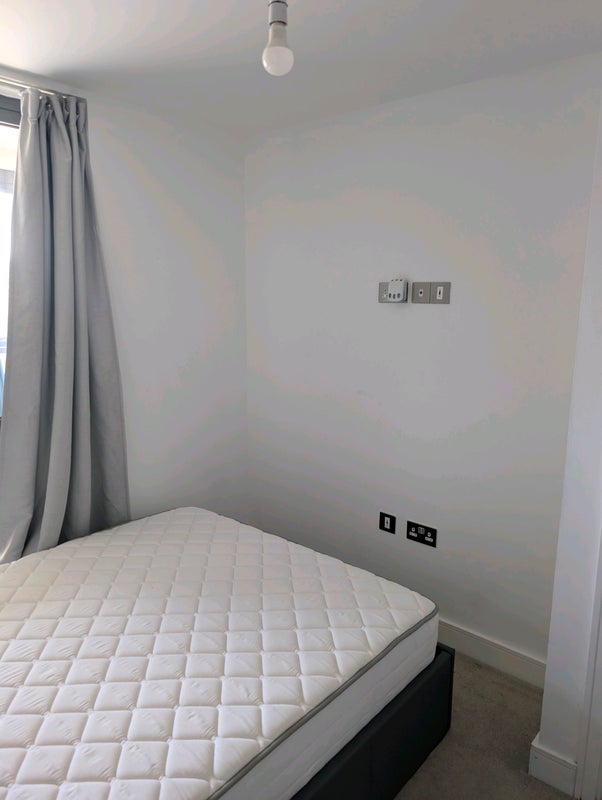 Flat Old Kent Road in Greater London