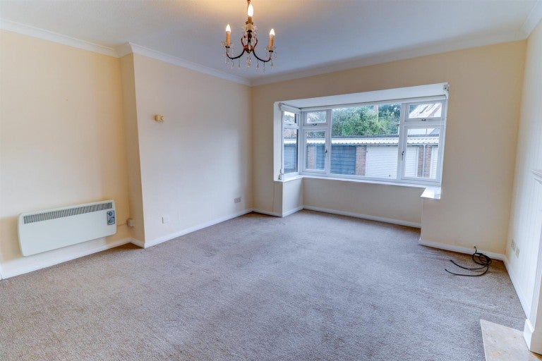 Flat Leam Terrace in Royal Leamington Spa