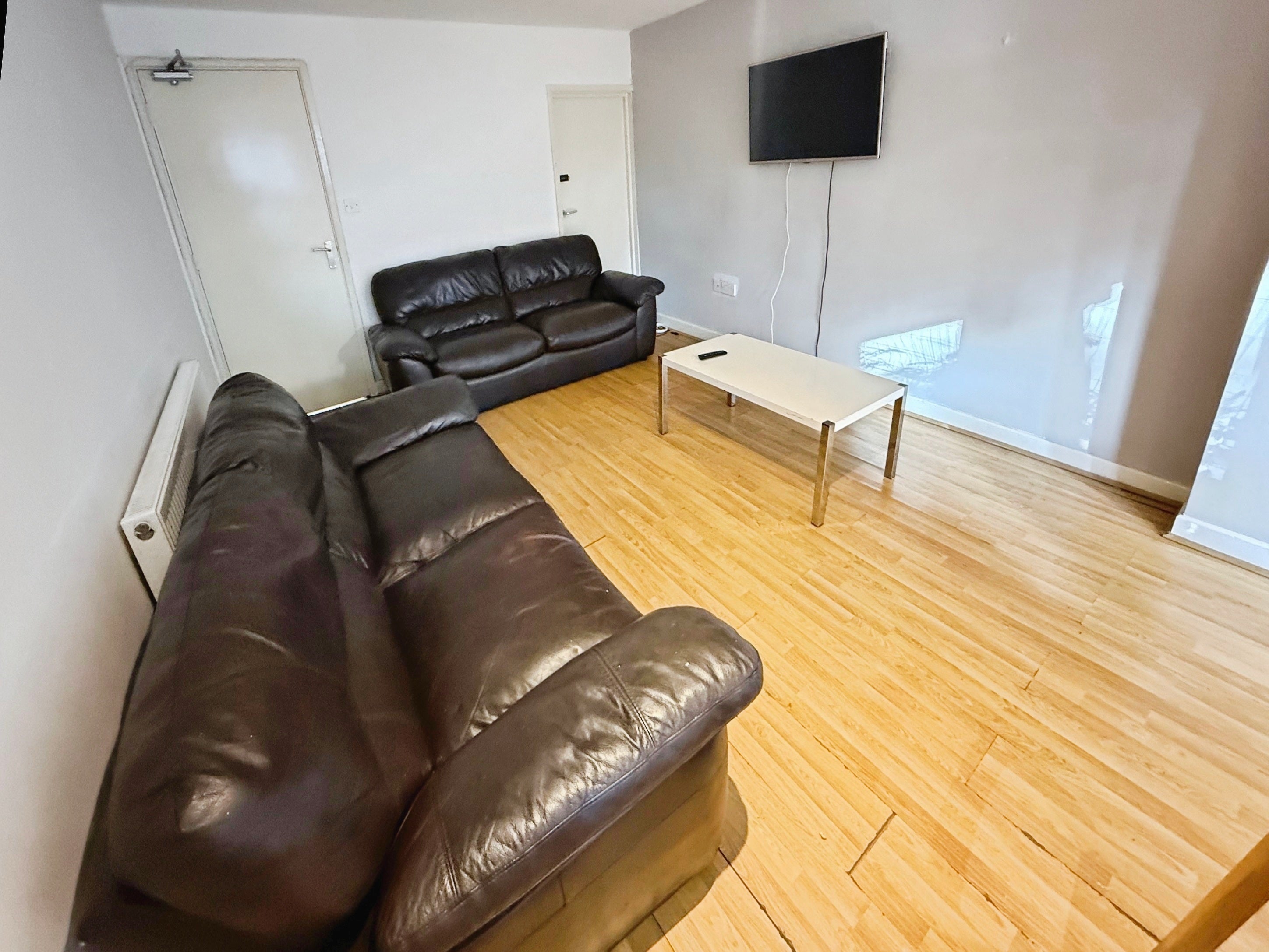 Flat Frederick Grove in Nottingham