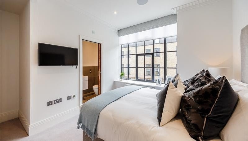 Flat Rainville Road in Greater London