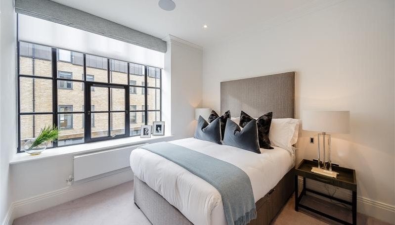 Flat Rainville Road in Greater London