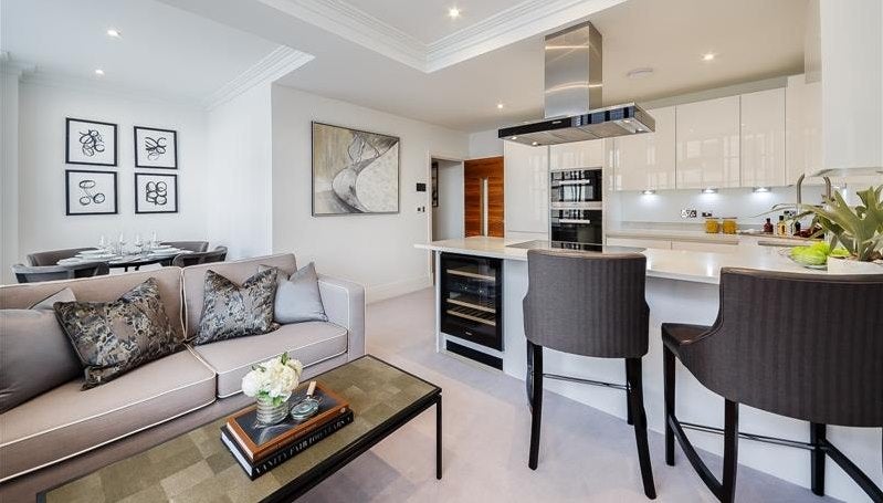 Flat Rainville Road in Greater London