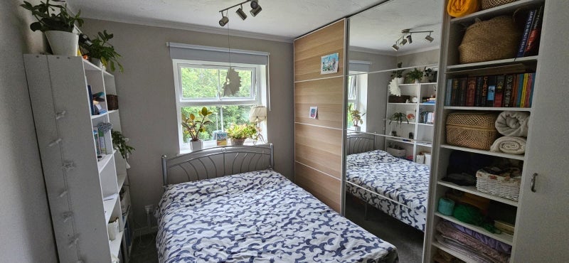Room Alcove Road in Bristol
