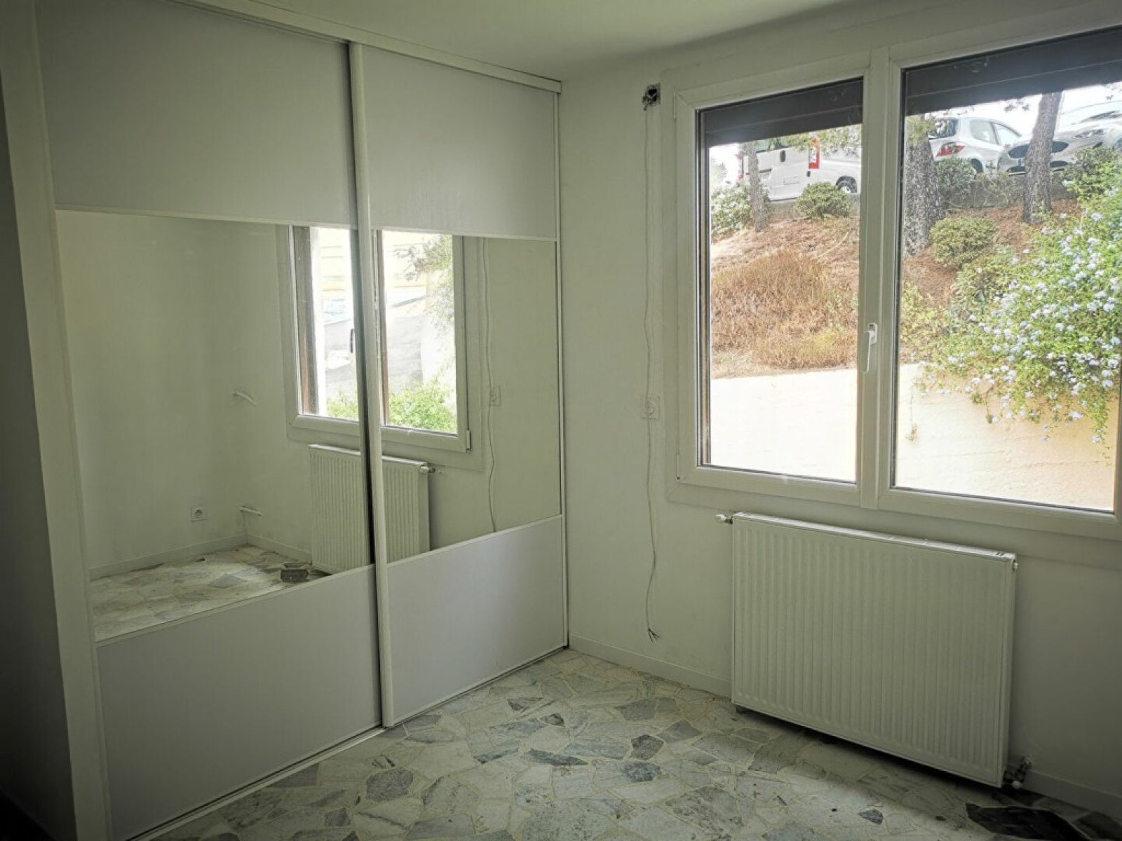 Flat Avenue Joseph-Louis Ortolan in Toulon