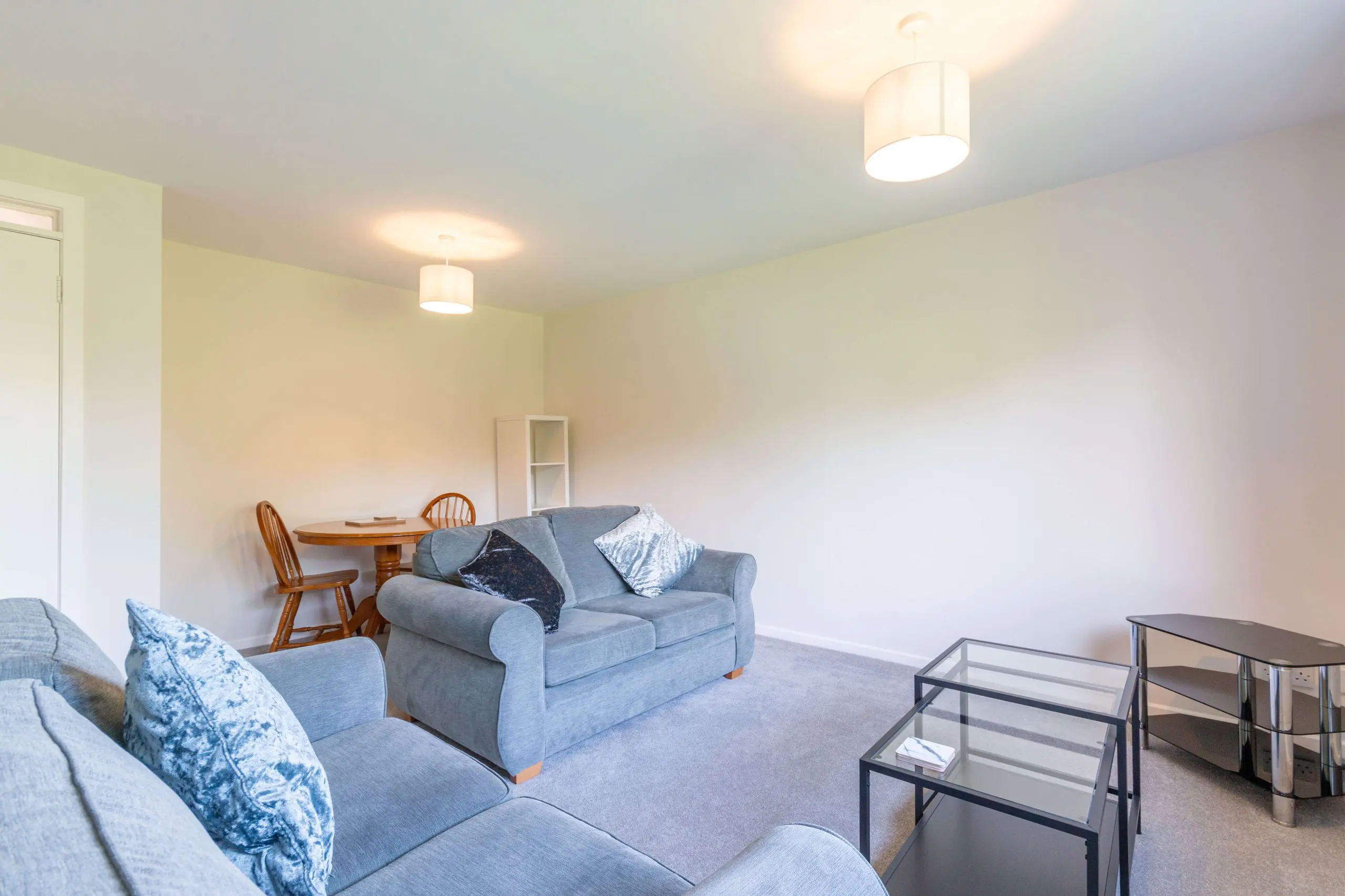 Flat Howden Hall Crescent in City of Edinburgh