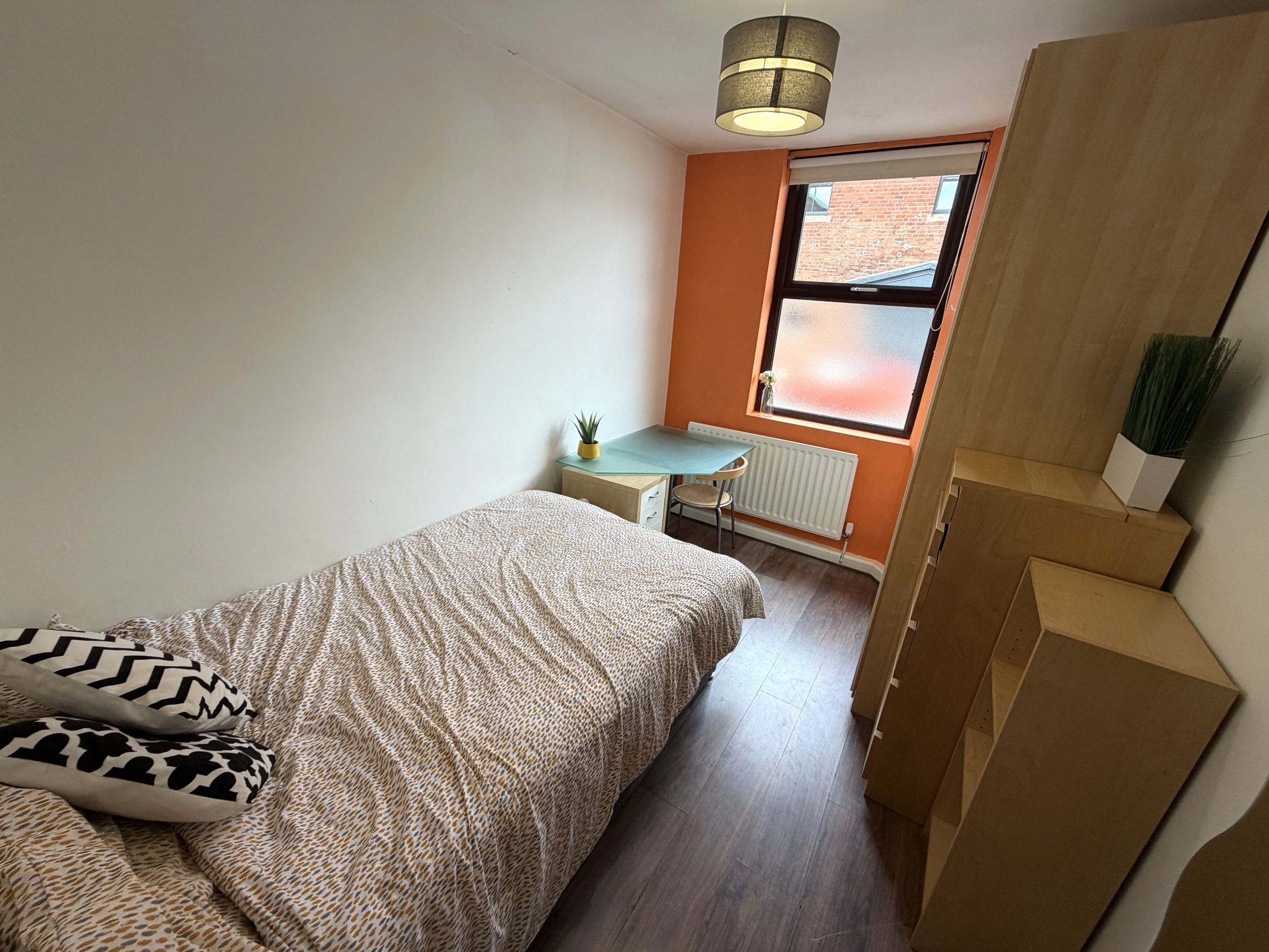 Flat Broomhall Street in Sheffield
