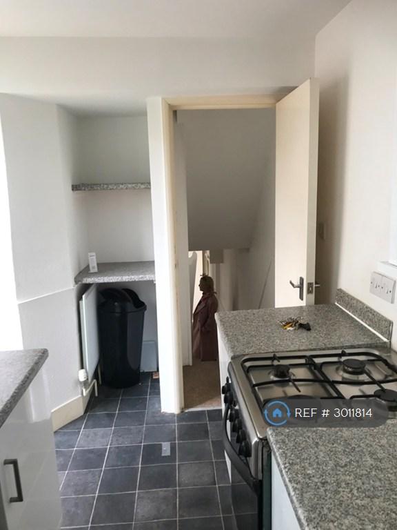 Flat Clifton Street in Thanet