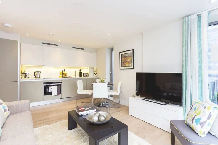 Flat Treveris Street in Greater London