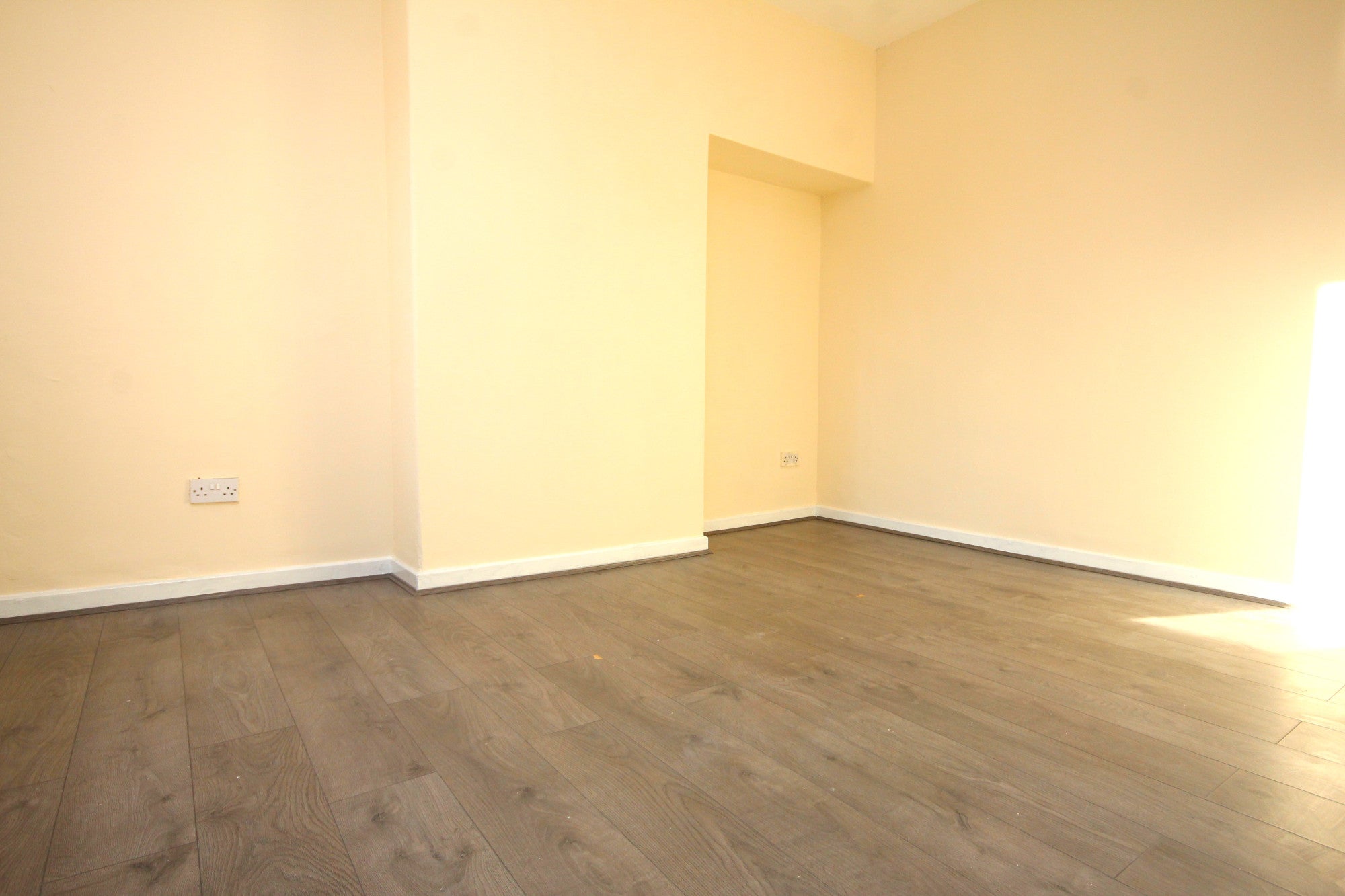 Flat Watkin Lane in Preston