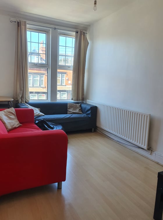Flat Headingley Mount in Leeds