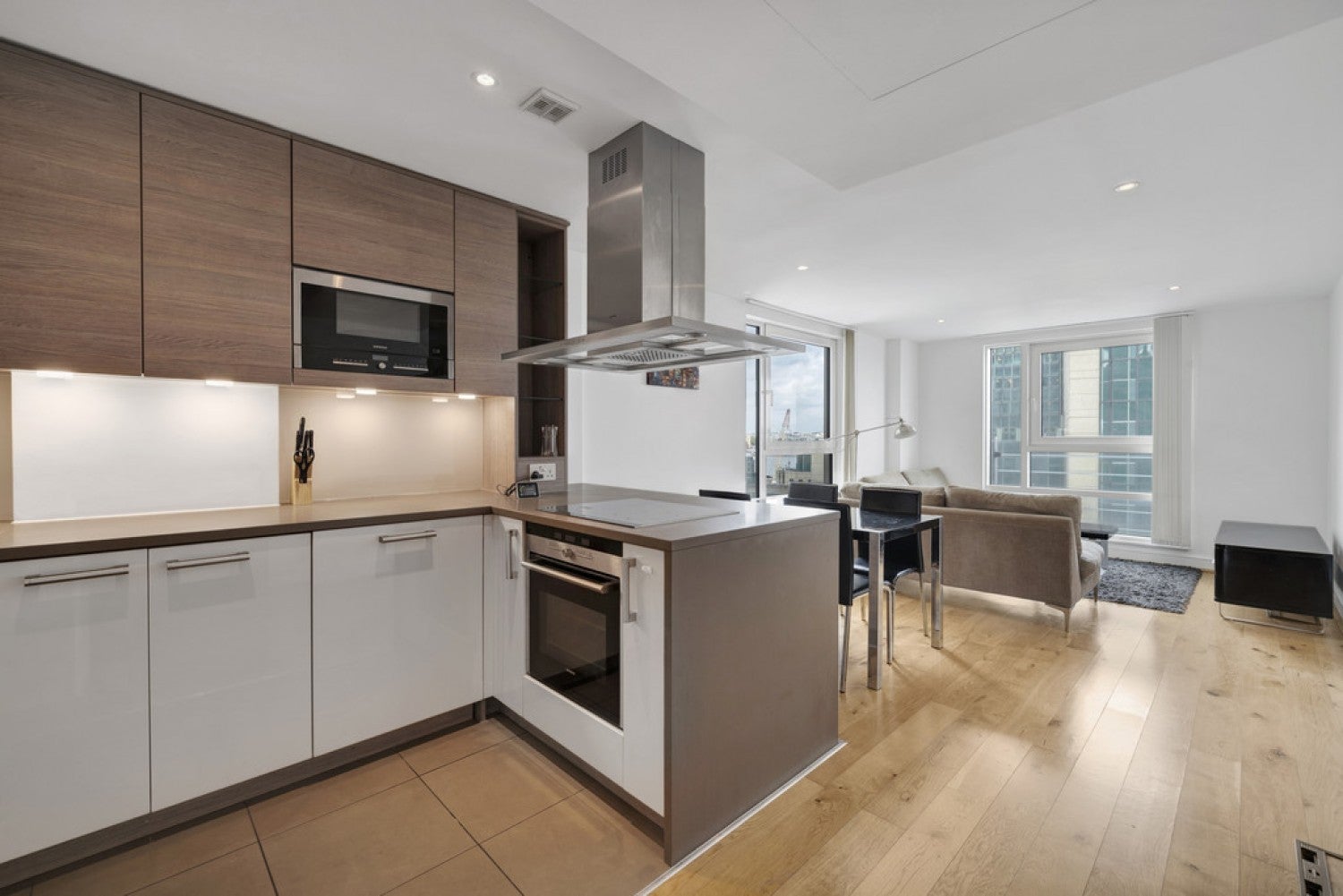 Flat Wandsworth Road in Greater London