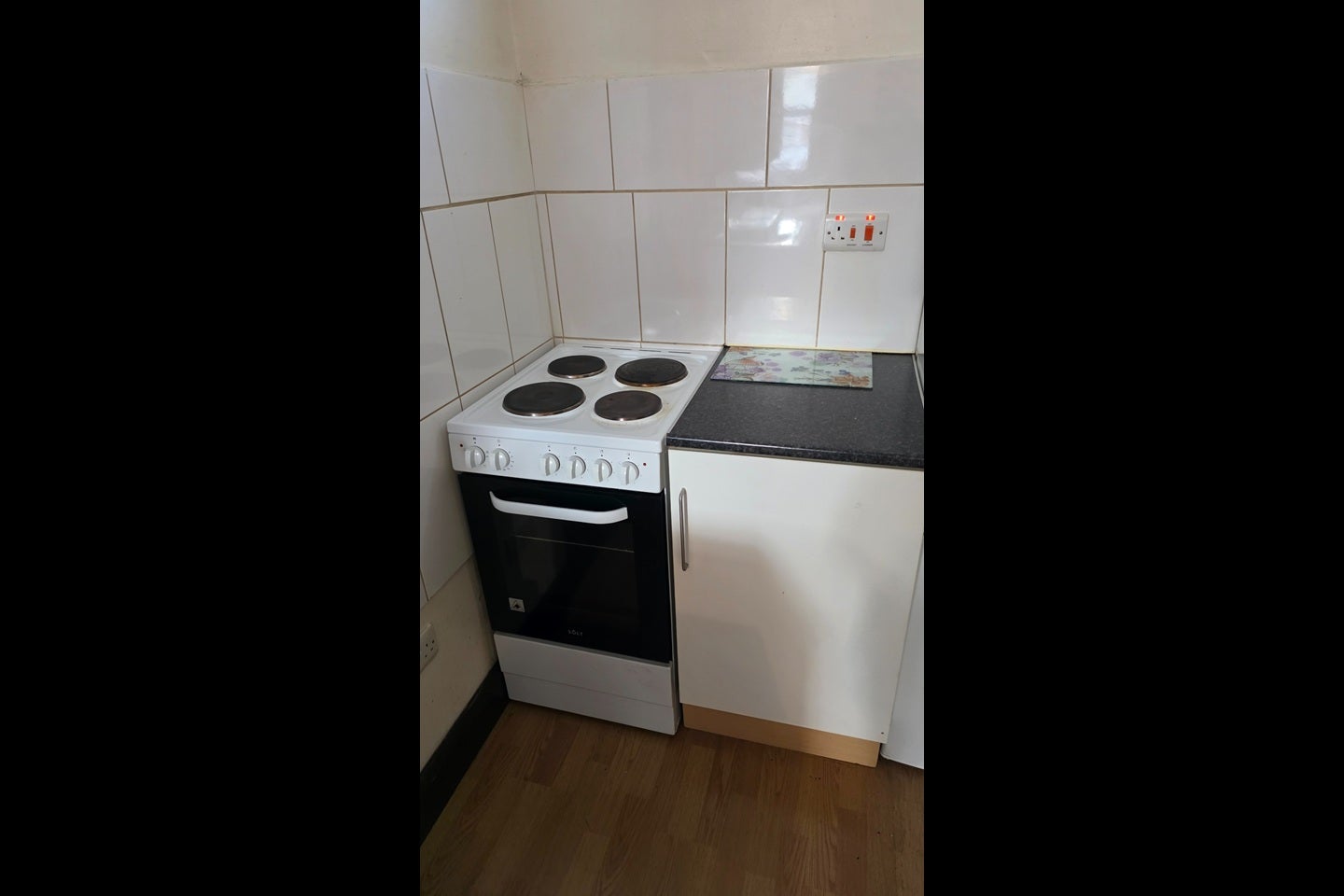 Flat Barking Road in Greater London