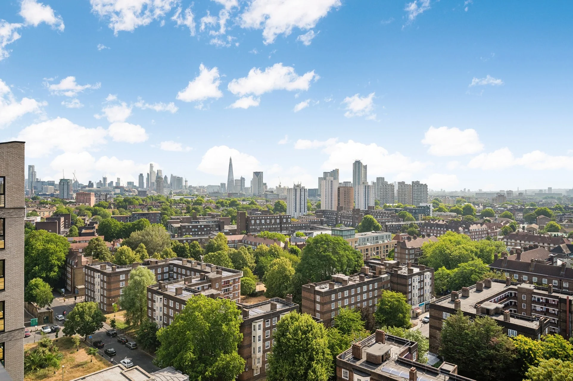 Flat Worgan Street in Greater London