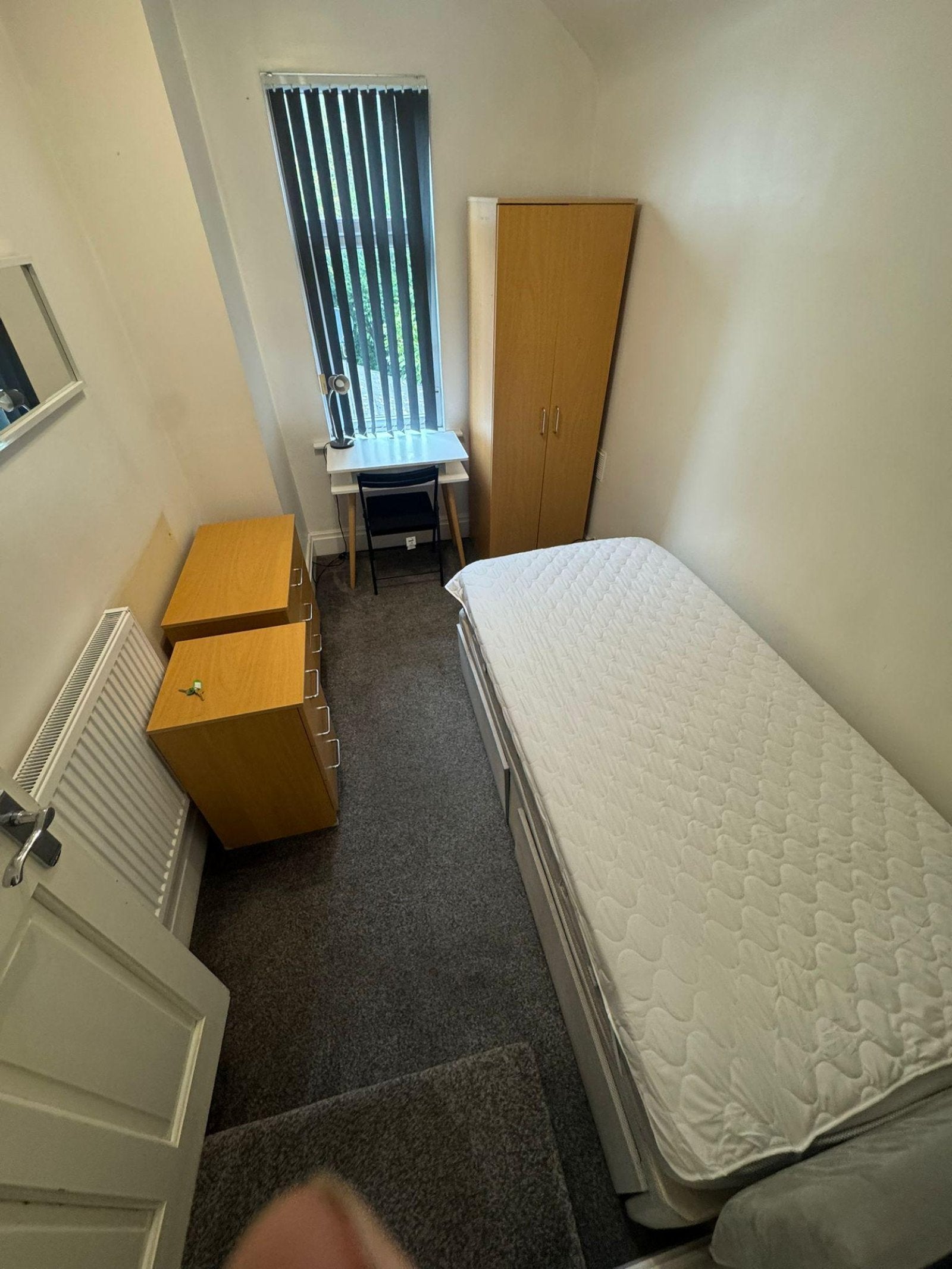 Room Honeywood in Newcastle-under-Lyme