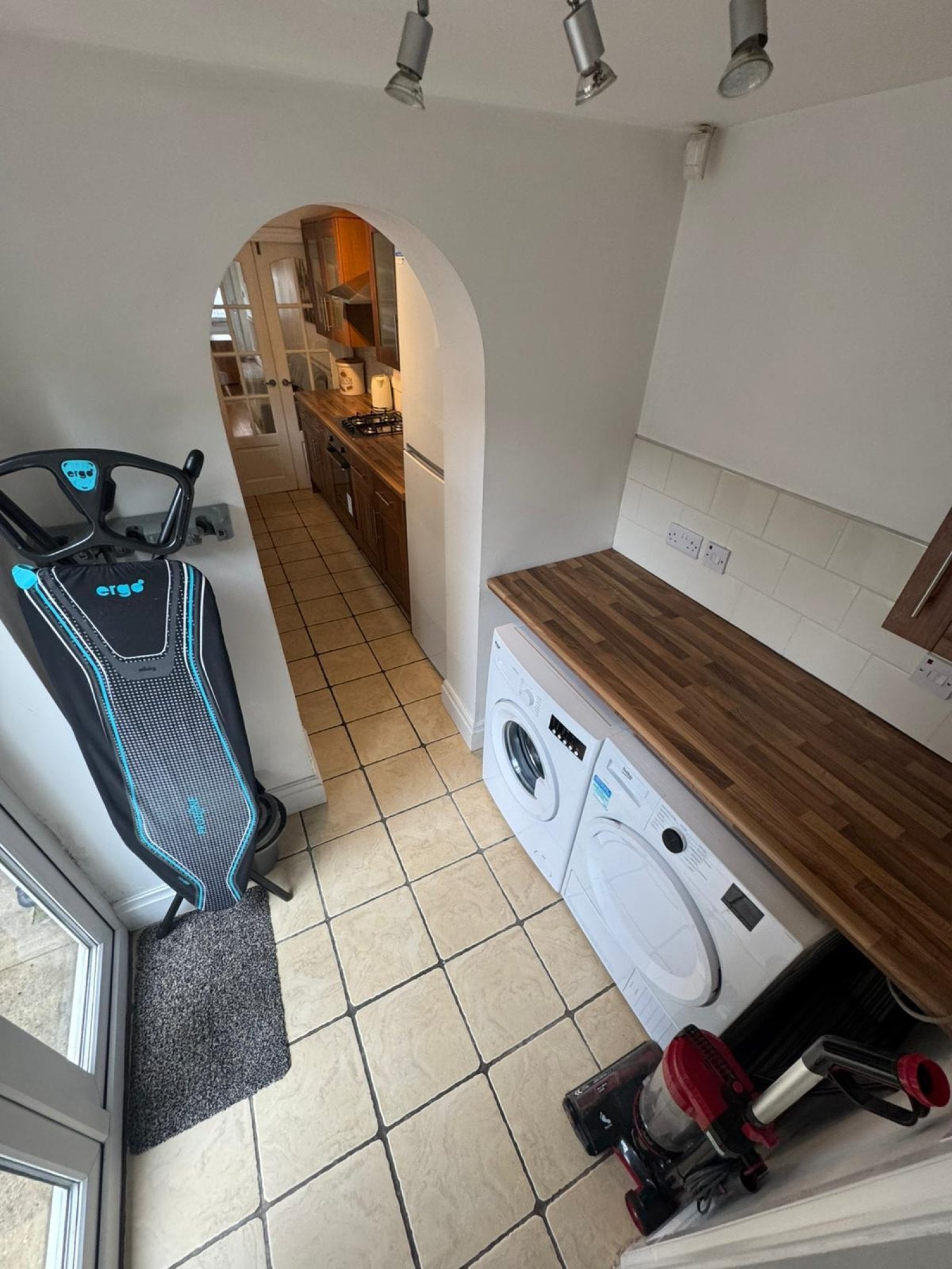 Room Honeywood in Newcastle-under-Lyme