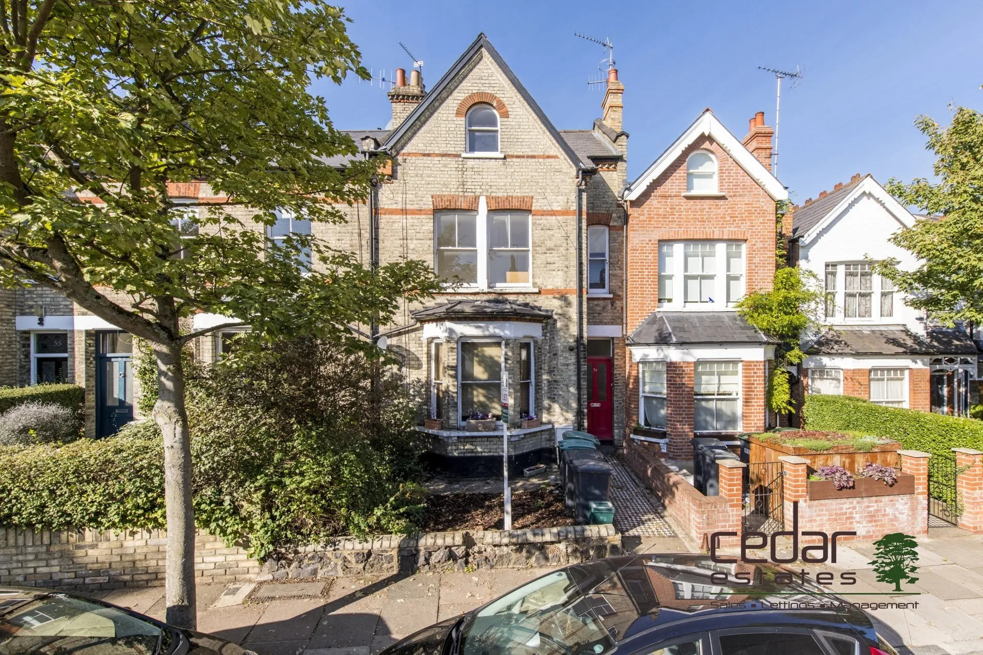 House Muswell Avenue in Greater London