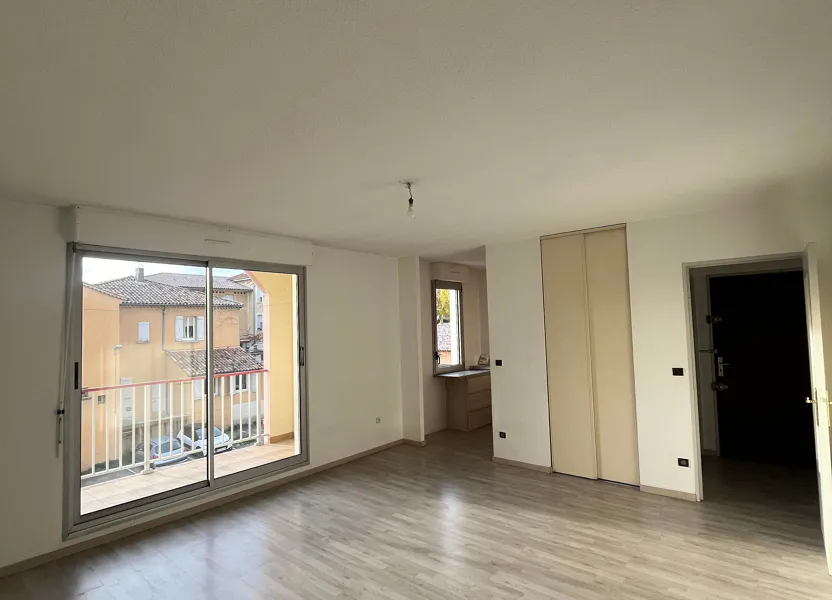 Flat Boulevard Charles de Gaulle in Manosque