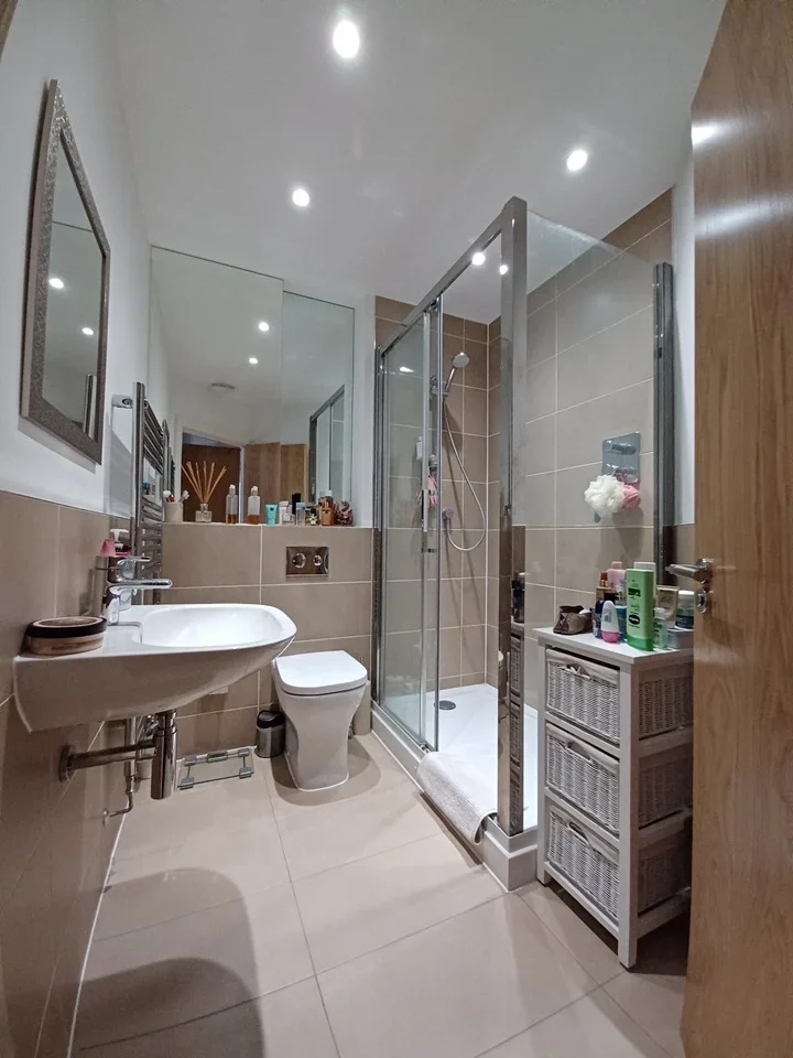 Flat Heron Way in Maidenhead