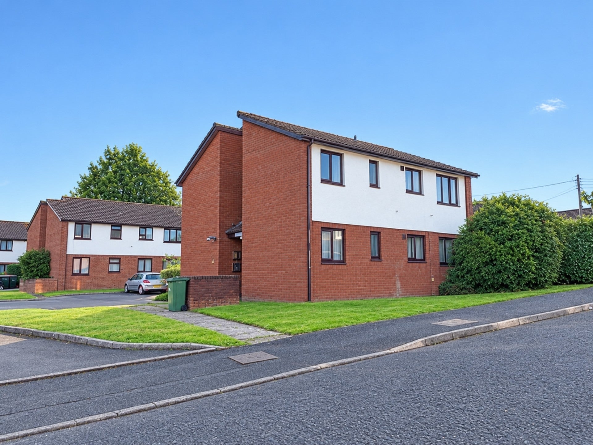 Flat Fosse Way in Nailsea