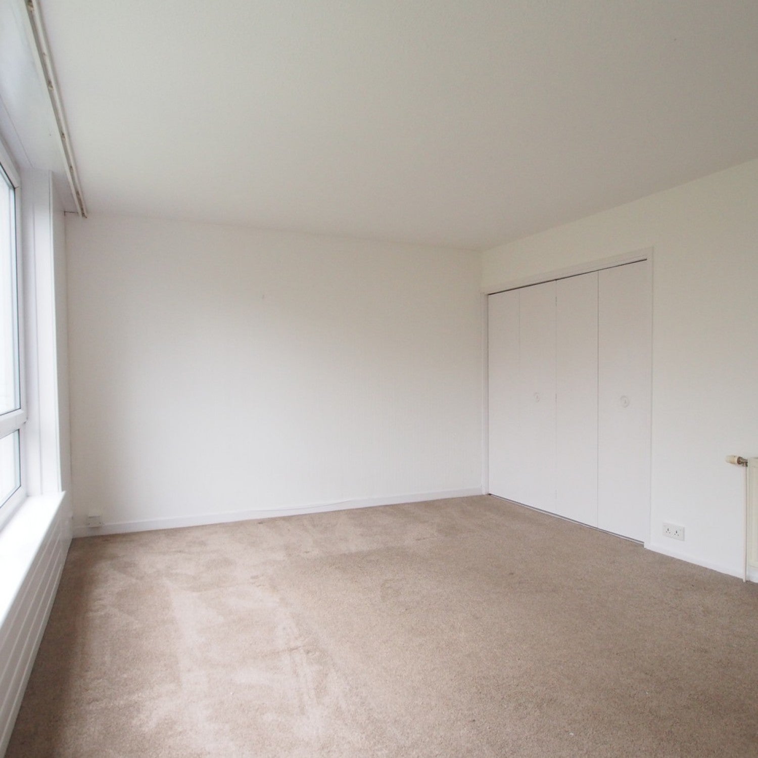 Flat Fauldswood Drive in Paisley