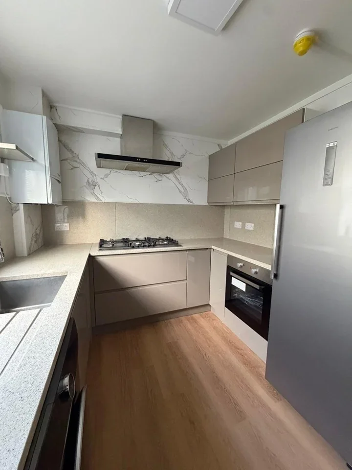 Room Abbs Cross Lane in Greater London