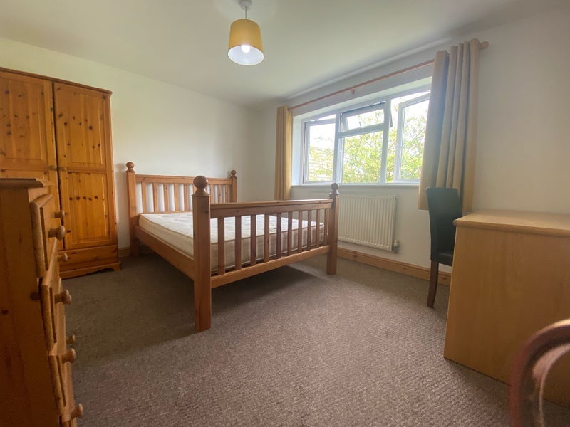 Room Palmer Avenue in Charnwood