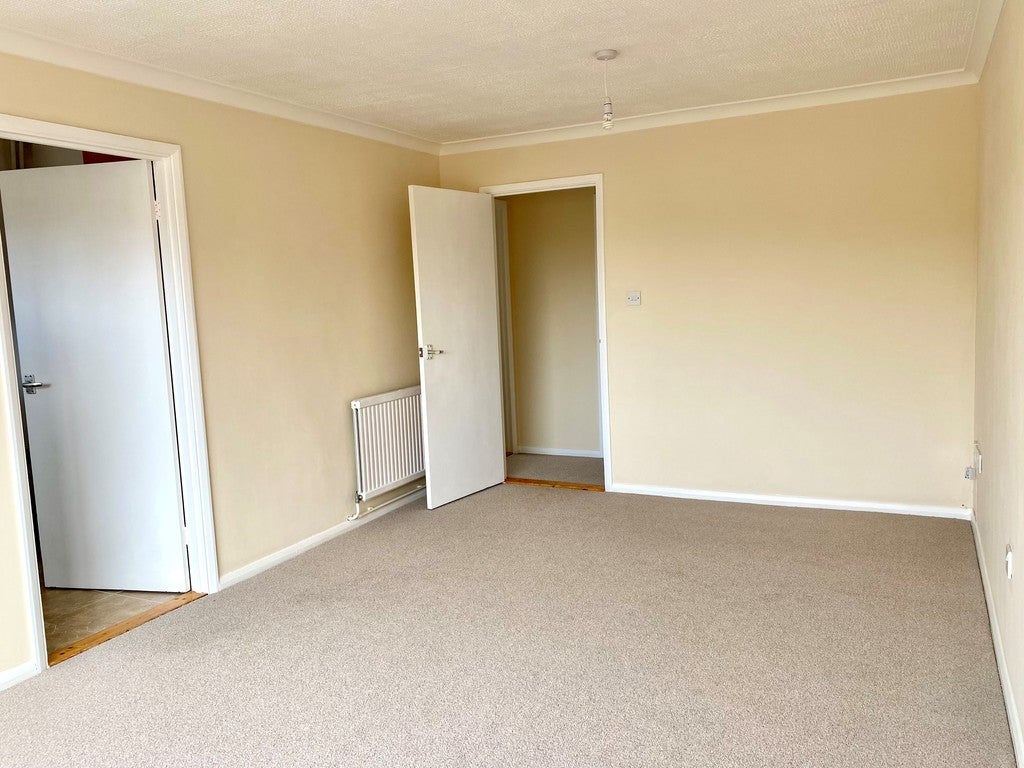 Flat Finborough Road in Mid Suffolk