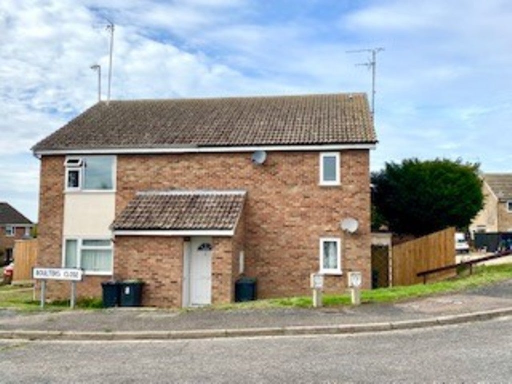 Flat Finborough Road in Mid Suffolk