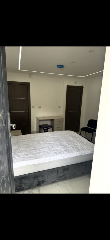 Room Heeley Road in Birmingham
