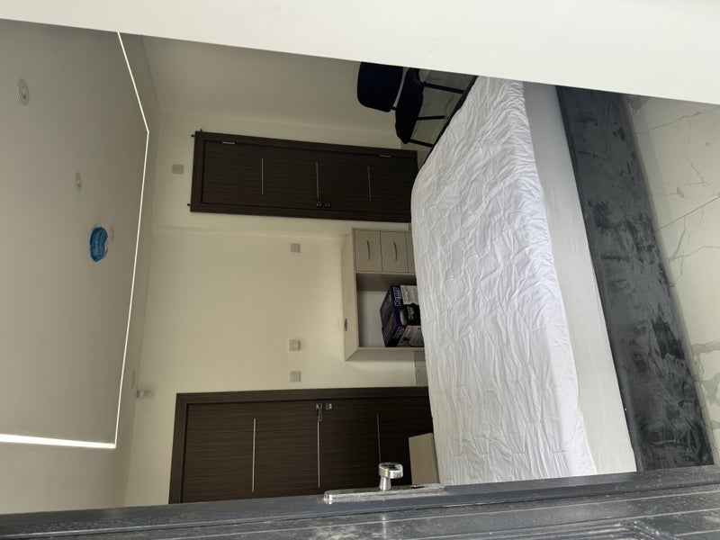 Room Heeley Road in Birmingham
