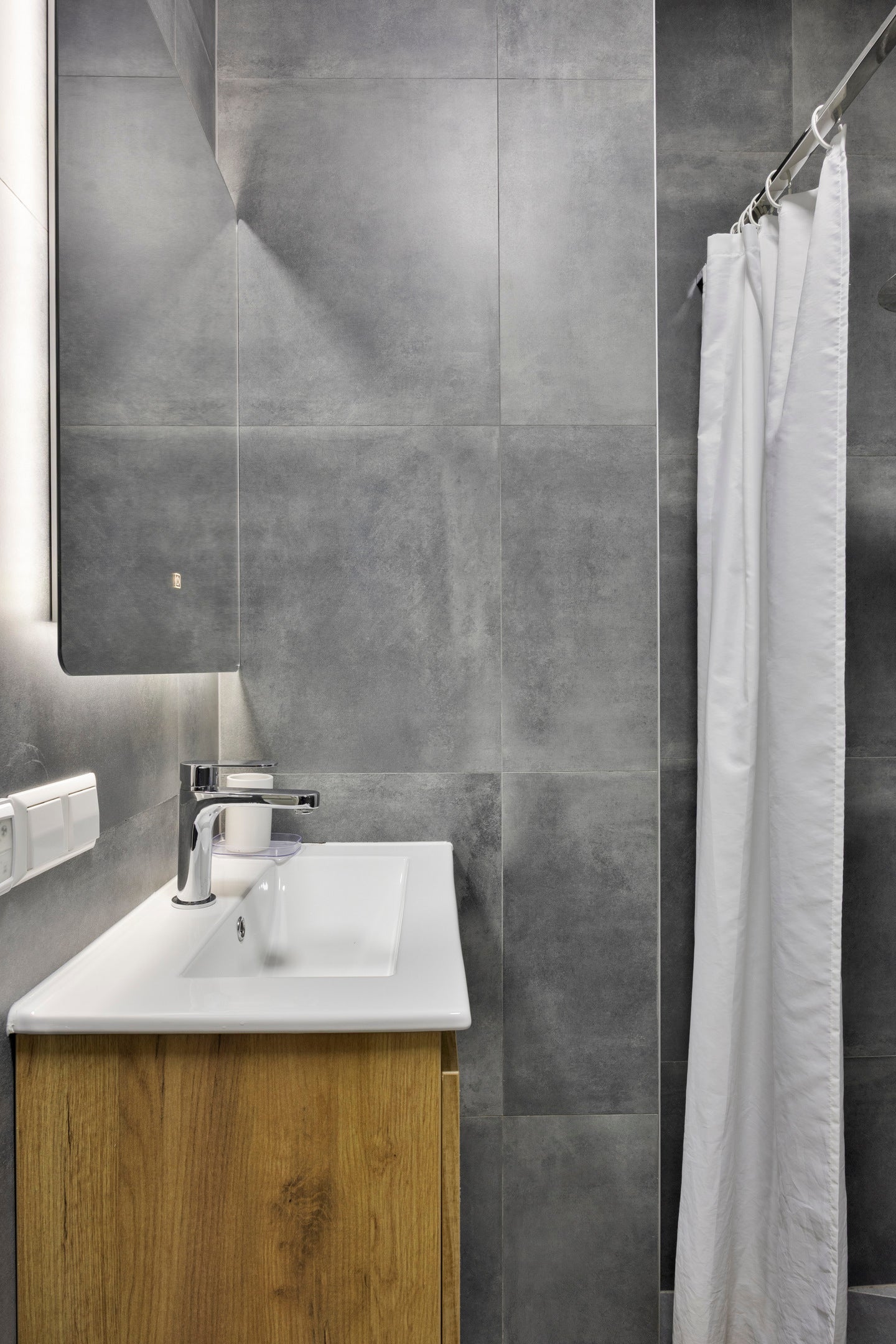 Studio te koop: Schiedamsesingel 221A, Rotterdam