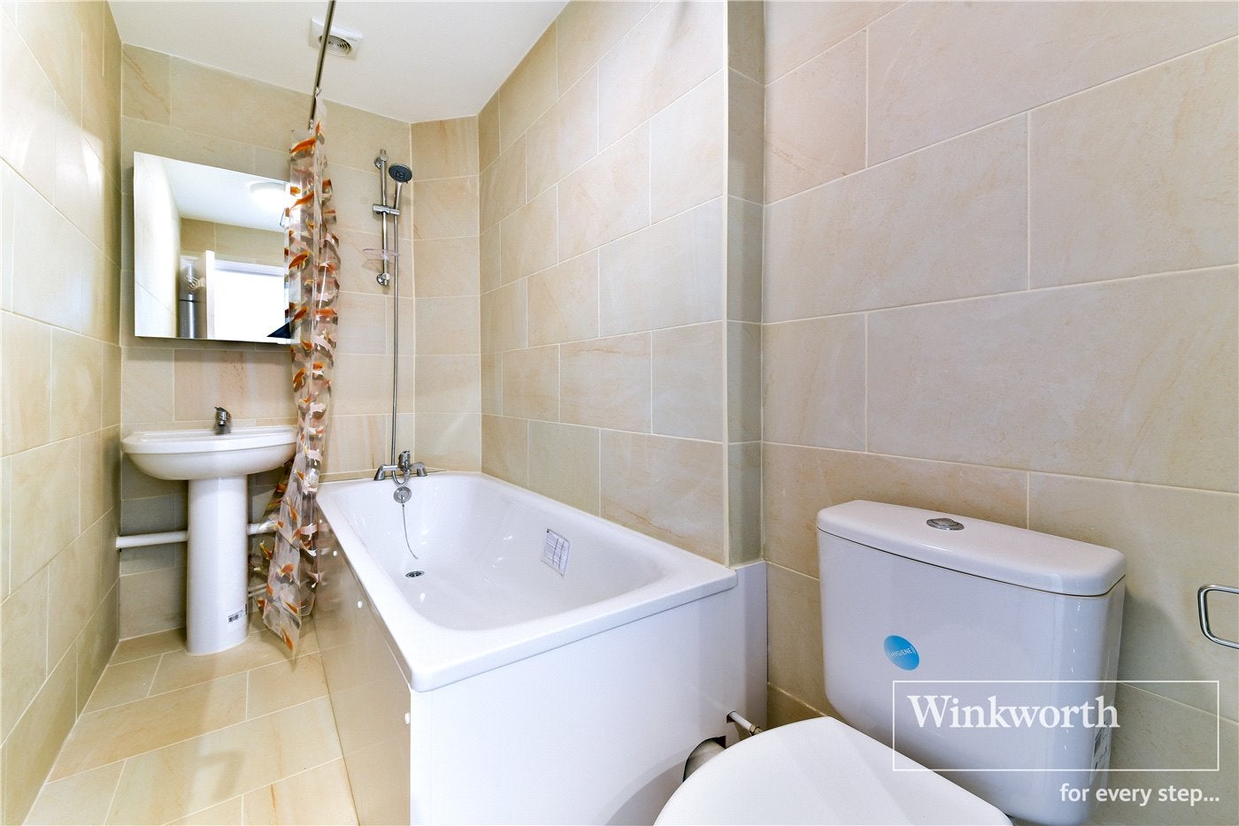 Flat Alkerden Road in Greater London