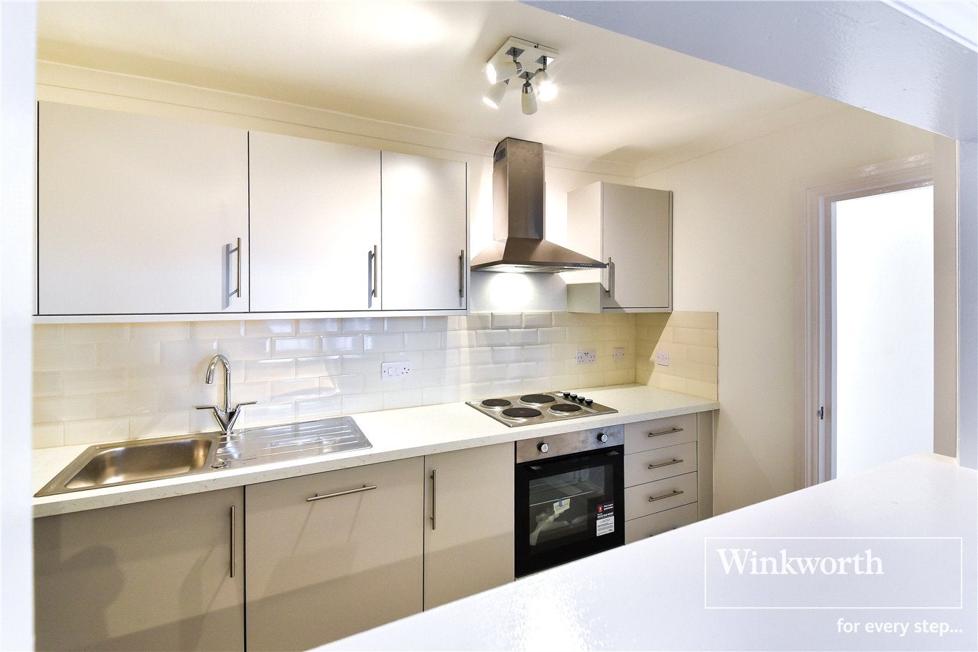 Flat Alkerden Road in Greater London