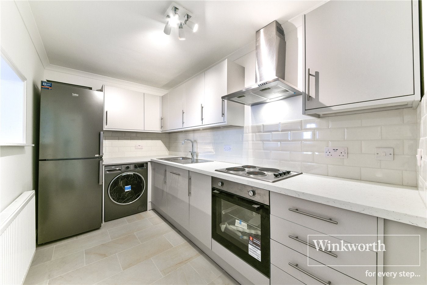 Flat Alkerden Road in Greater London
