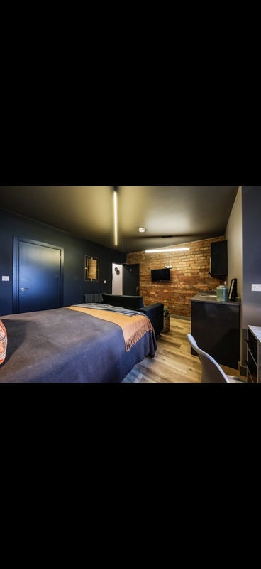Room Pershore Road in Birmingham