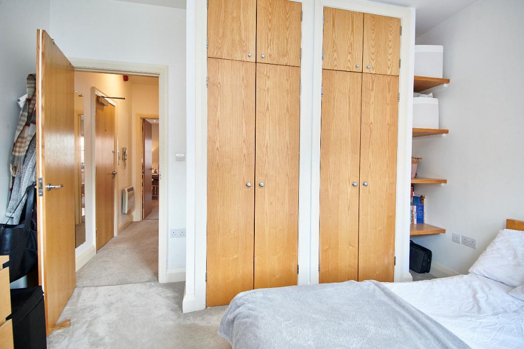 Flat Redcliff Street in Bristol