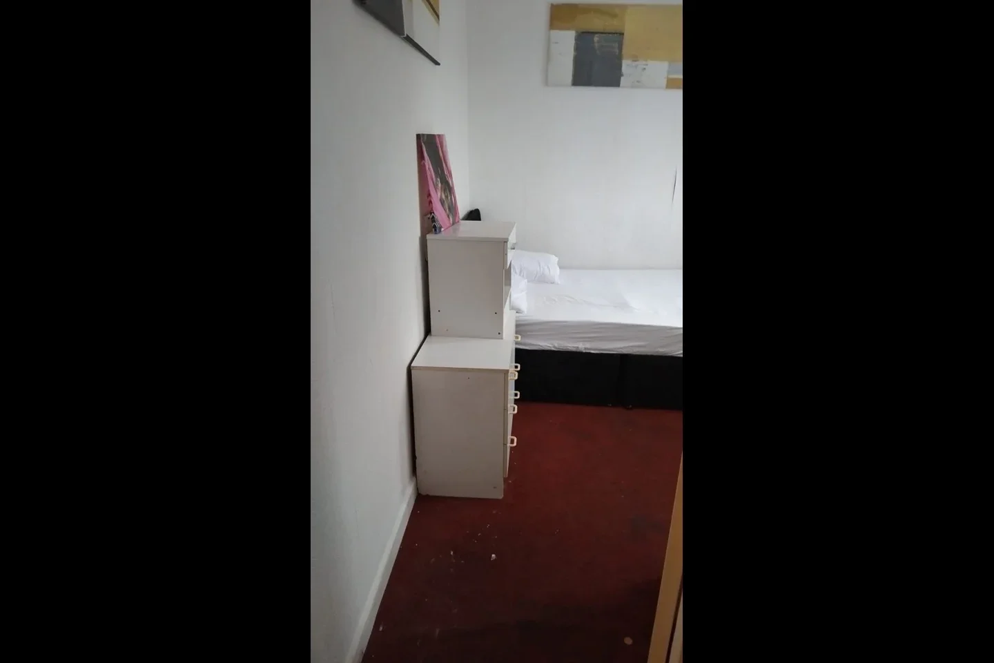 Room Bonscale Crescent in Middleton