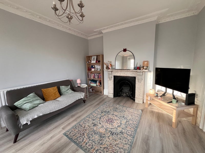 House Lilford Road in Greater London