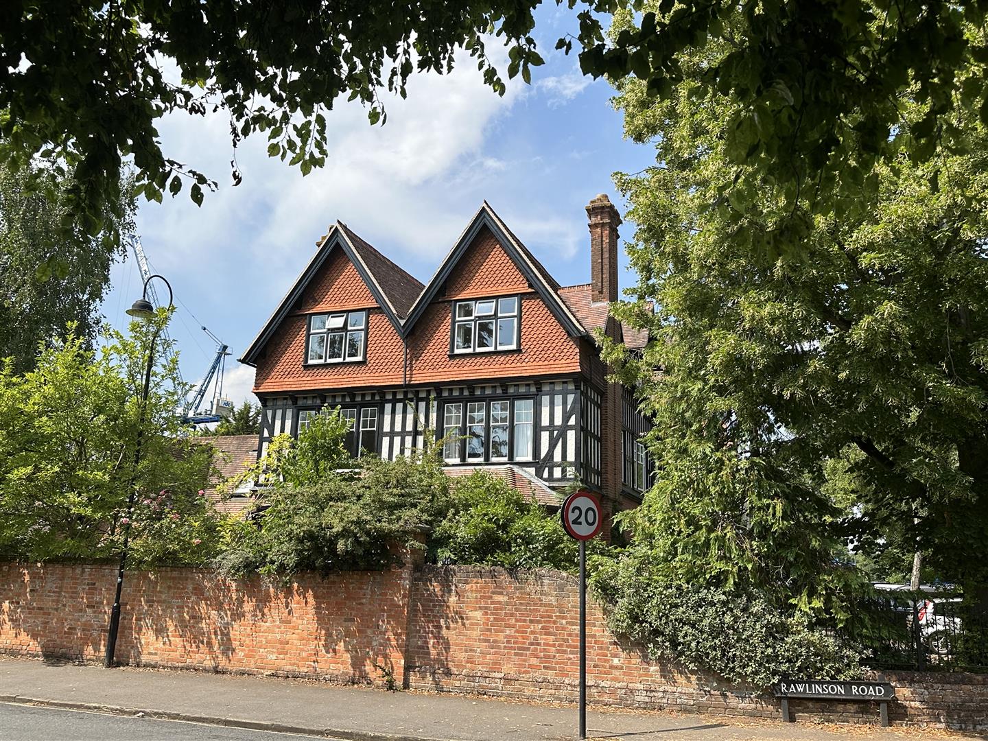 Flat Rawlinson Road in Oxford