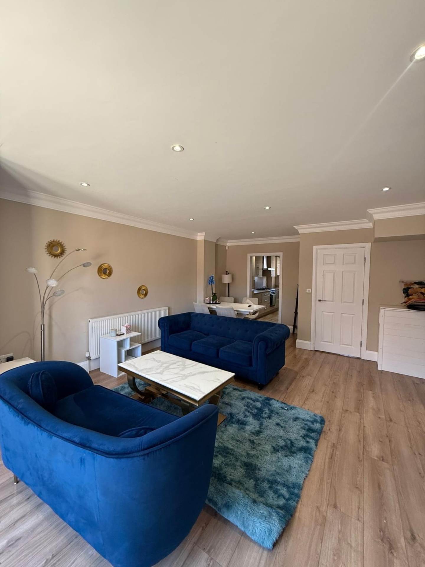 House Vibia Close in Borough of Spelthorne