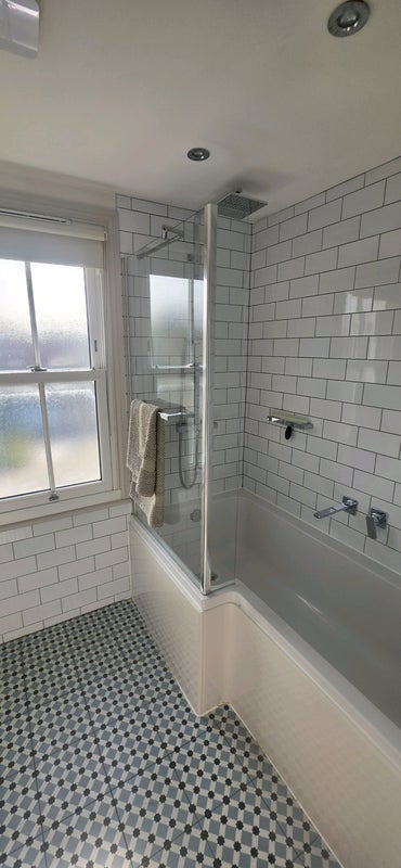 Room Walton Road in Greater London