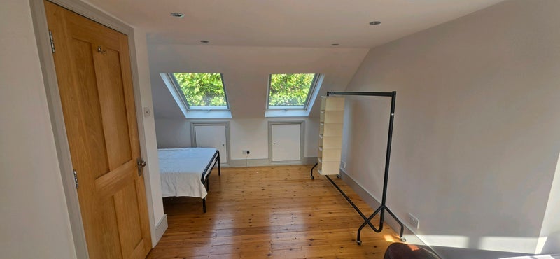 Room Walton Road in Greater London
