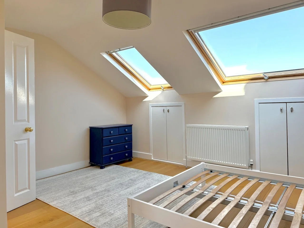 Room Glenwood Road in Greater London
