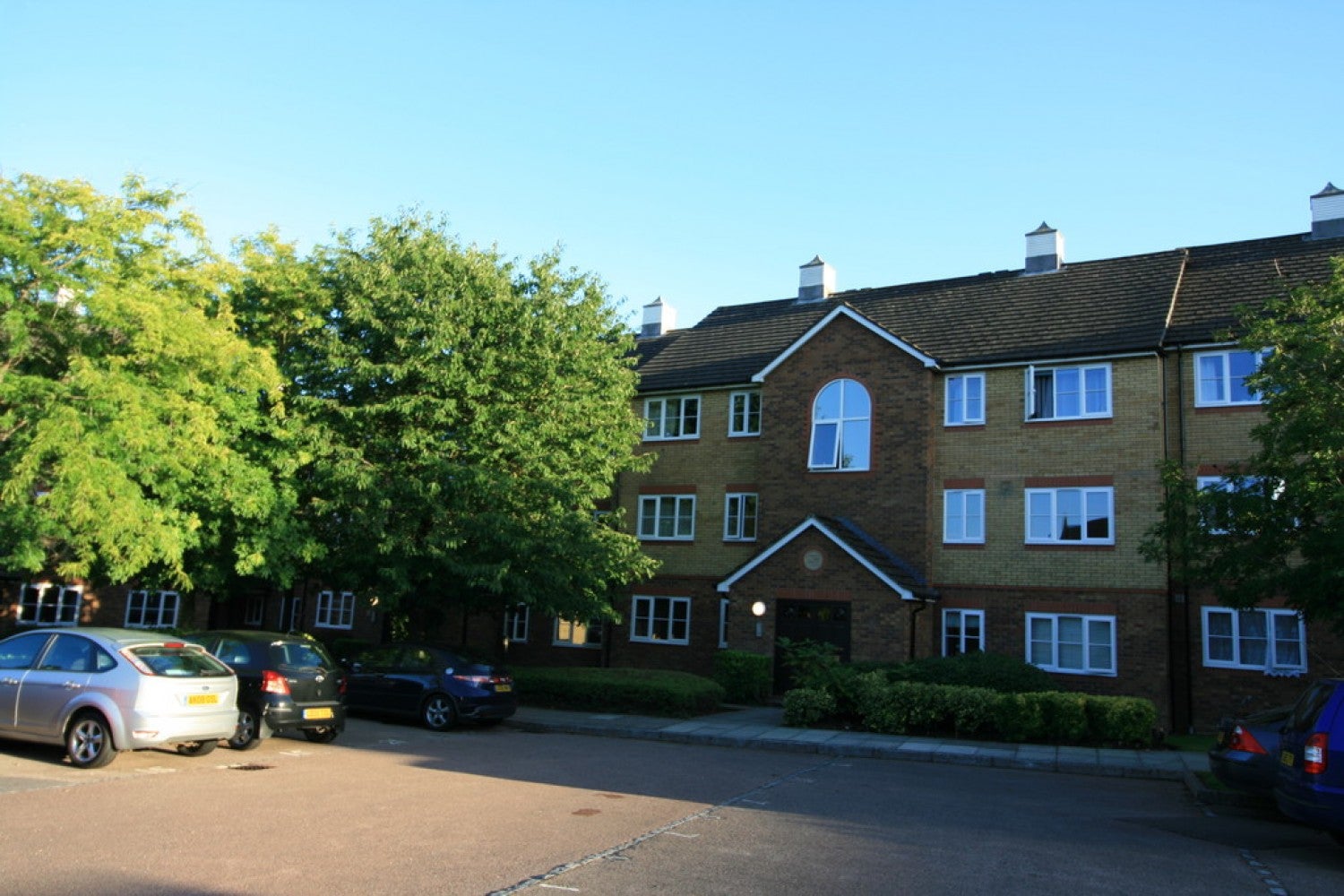 Flat Birkhead Road in Reigate and Banstead