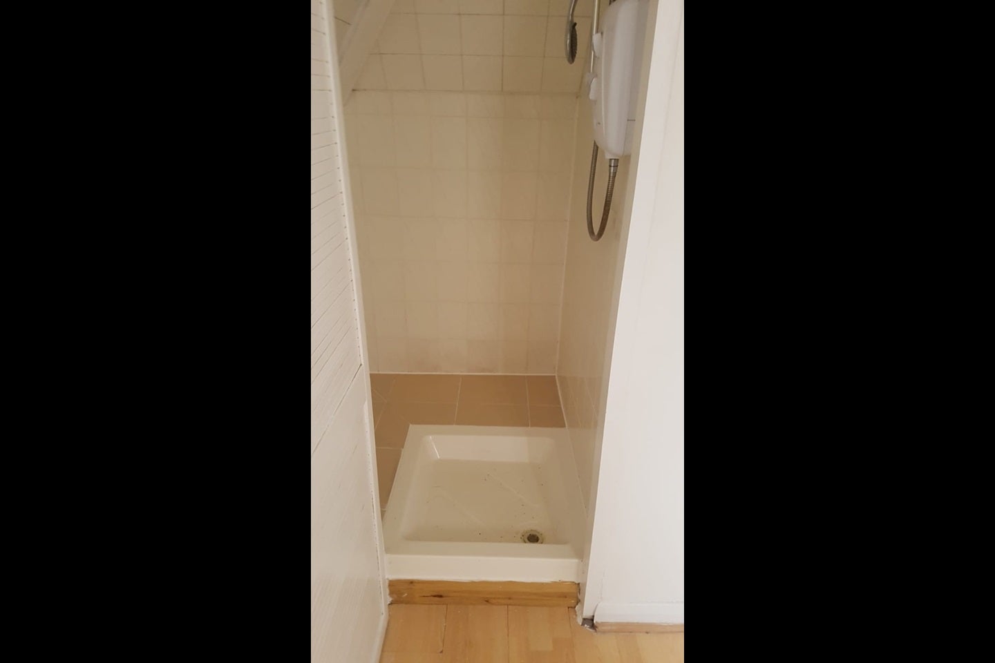 Flat Hervey Close in Greater London