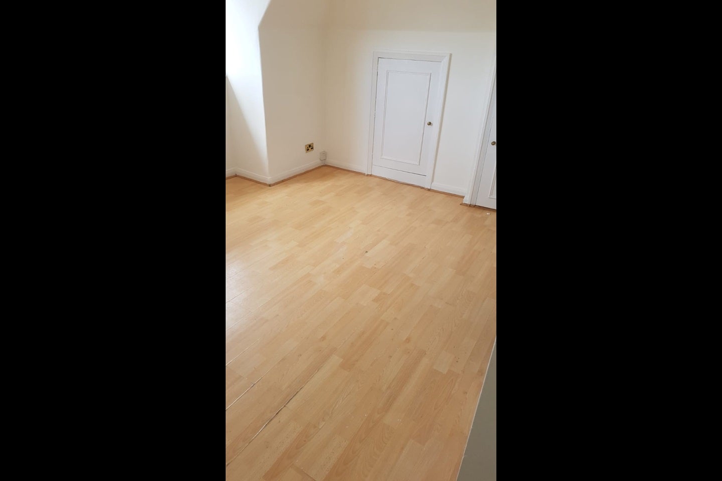 Flat Hervey Close in Greater London